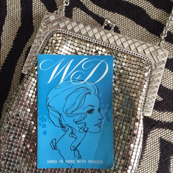 🎉💥Host Pick💥🎉 Vintage Whiting & Davis - Picture 3 of 5